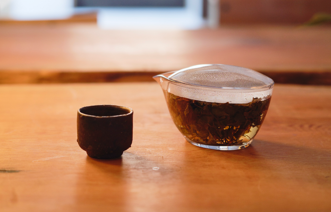 ノンカフェインで日々をととのえる。小生活の野草茶ガイド